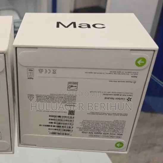 New Desktop Computer Apple Mac Mini M4 16GB Apple M4 SSD 256GB