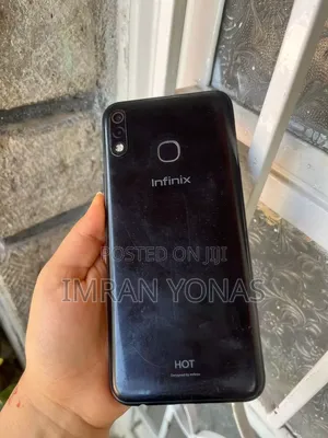 Infinix Hot 8 Lite 32 GB Black