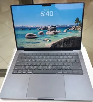 New Laptop Apple MacBook Pro 2025 M5 16GB Apple M5 Pro SSD 512GB