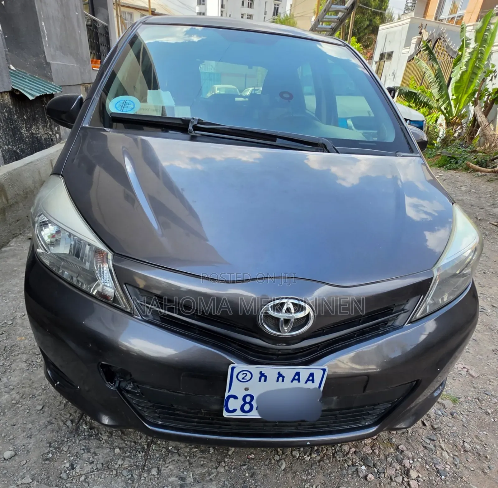 Toyota Yaris 2012 Gray