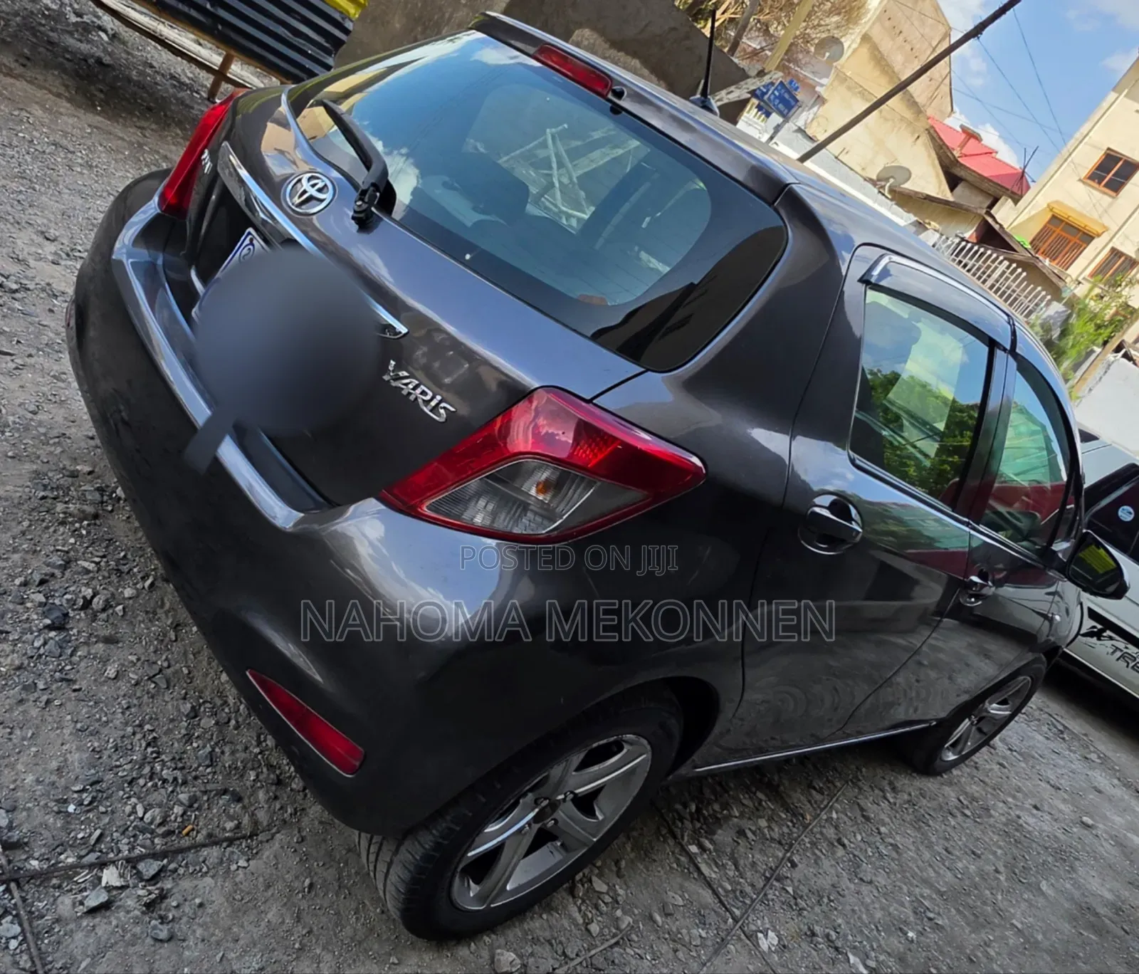 Toyota Yaris 2012 Gray