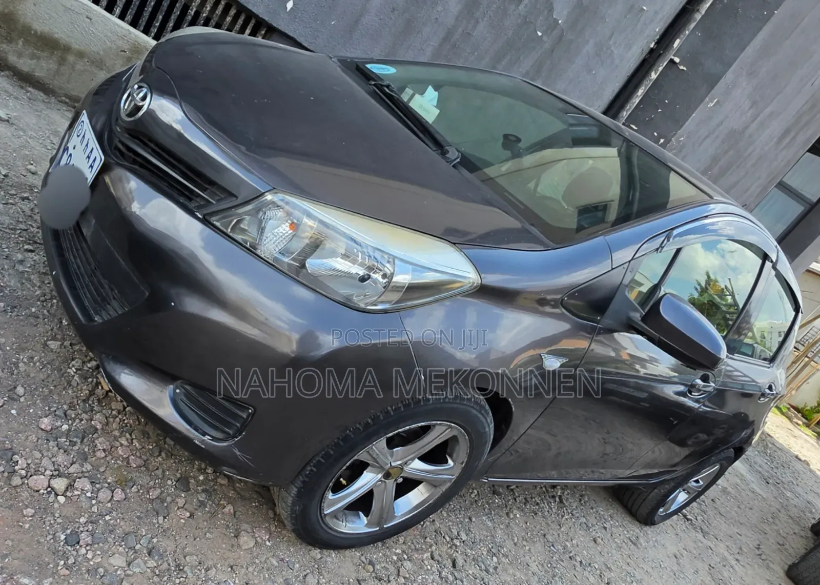 Toyota Yaris 2012 Gray