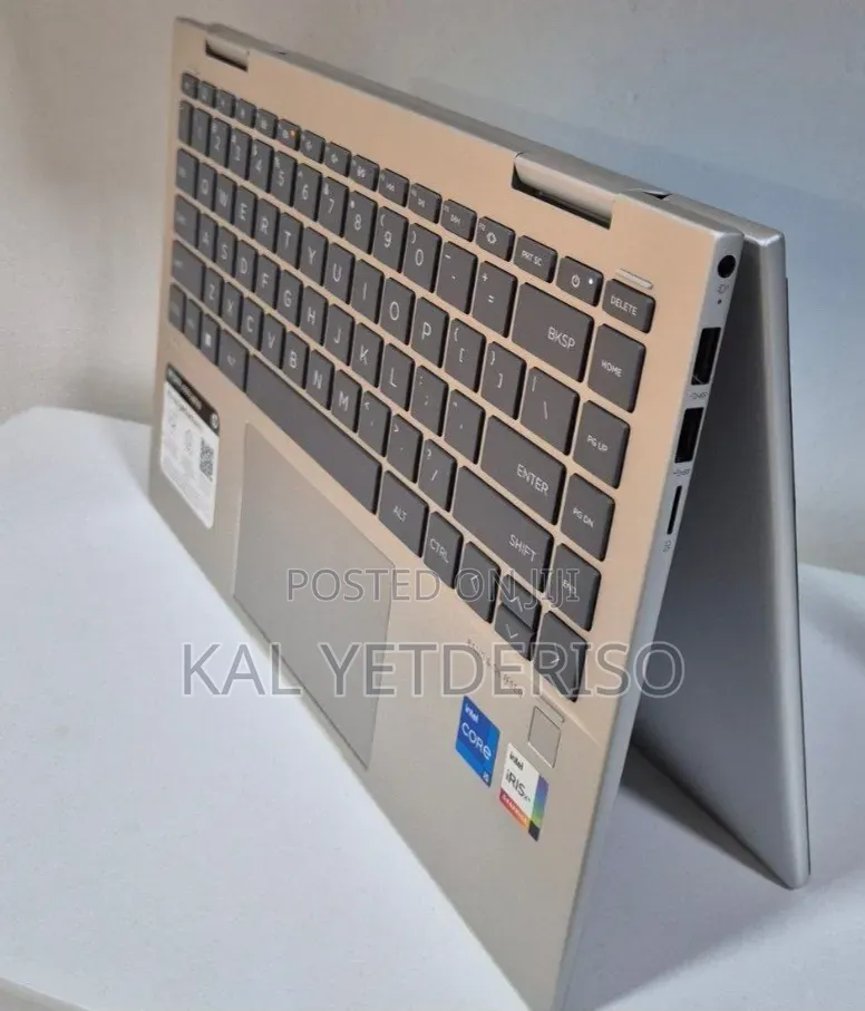 New Laptop HP Envy X360 8GB Intel Core i5 SSD 512GB