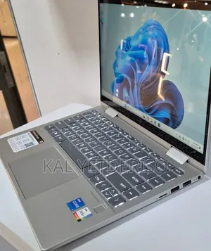 New Laptop HP Envy X360 8GB Intel Core i5 SSD 512GB