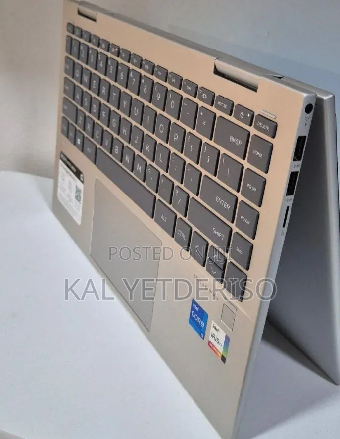 New Laptop HP Envy X360 8GB Intel Core i5 SSD 512GB