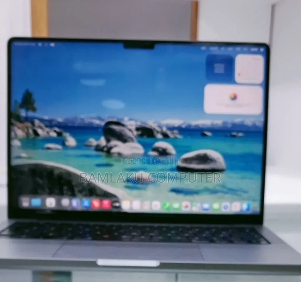 New Laptop Apple MacBook Pro 2020 M1 16GB Apple M1 Pro SSD 1T