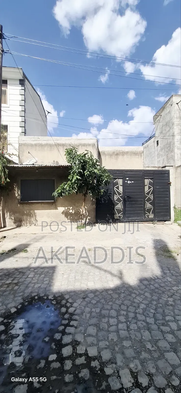 Furnished 4bdrm Villa in Bole Ayat for sale