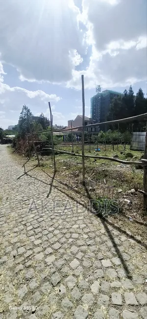 4bdrm House in Bole Ayat for sale