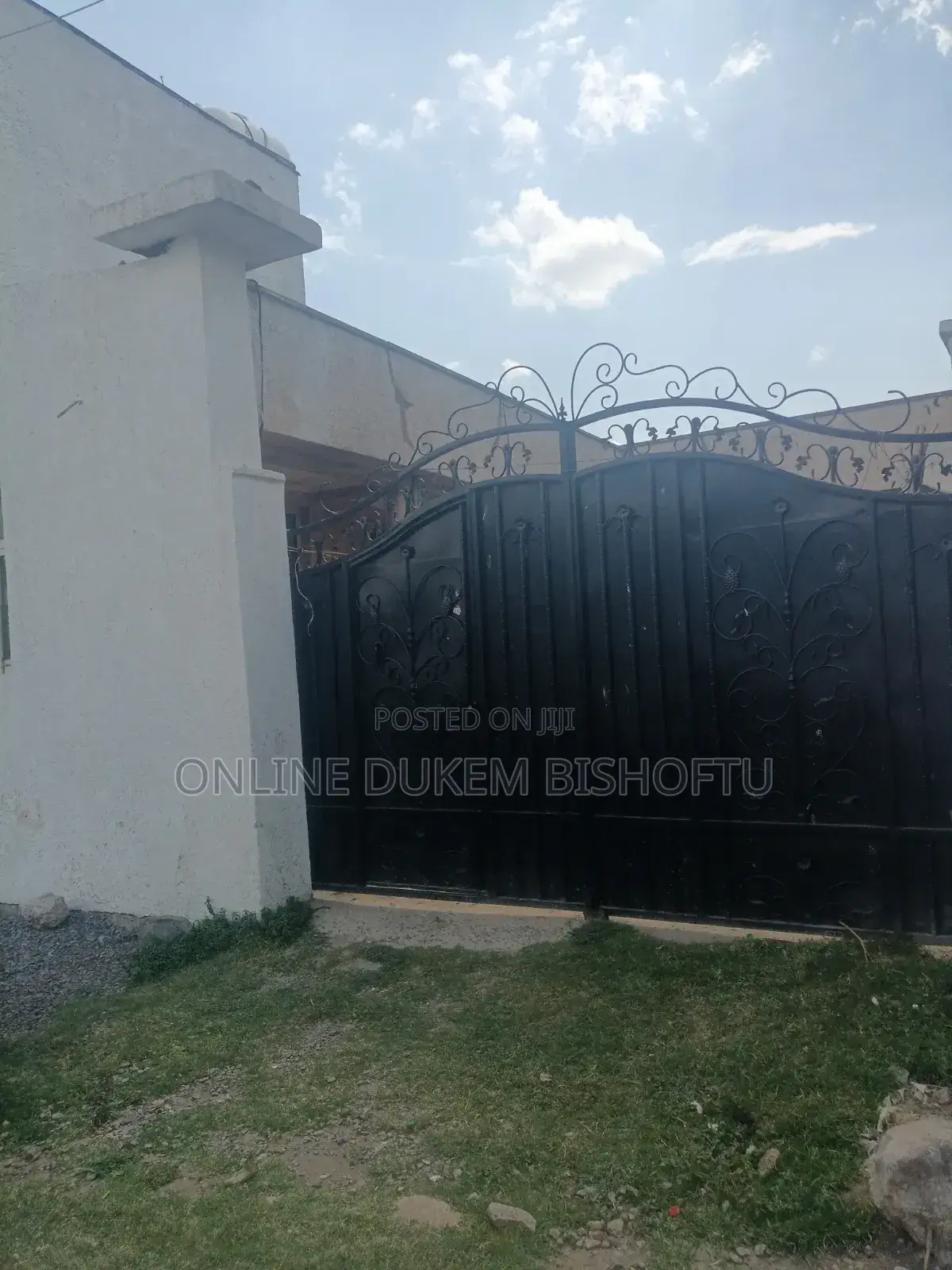 Furnished 7bdrm House in Dukem, East Shewa for sale