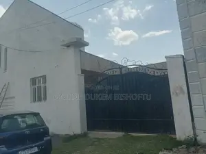 Furnished 7bdrm House in Dukem, East Shewa for sale