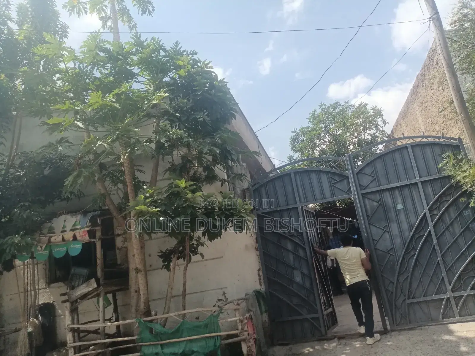 Furnished 7bdrm House in Dukem, East Shewa for sale