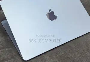 New Laptop Apple MacBook Air 2025 M4 16GB Apple M4 SSD 256GB