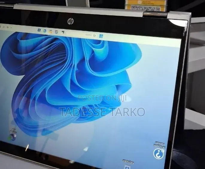 New Laptop HP Pavilion 14 8GB Intel Core i3 SSD 256GB