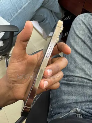Apple iPhone 14 Pro 256 GB Gold