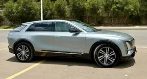 Cadillac Lyriq 100 kWh AWD 2023 Silver
