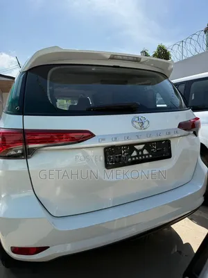Toyota Fortuner 2023 White