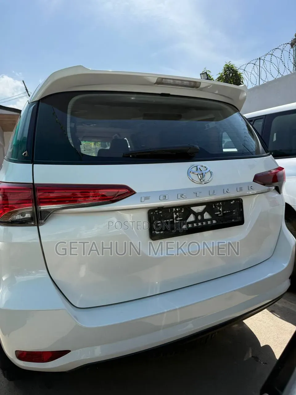 Toyota Fortuner 2023 White