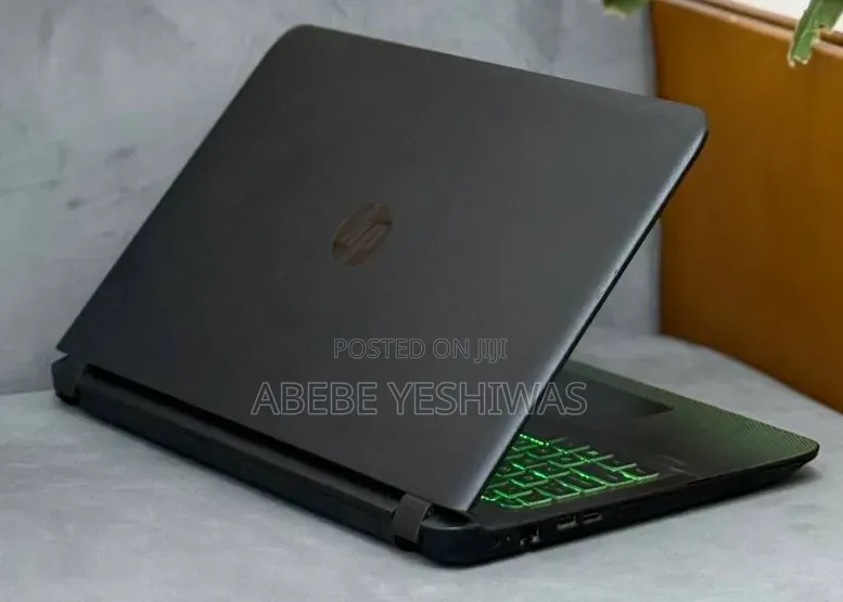 New Laptop HP Pavilion Gaming 15 2019 8GB Intel Core i7 SSD 128GB