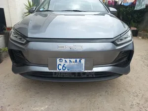 BYD E2 43 kWh 94 hp FWD 2024 Silver