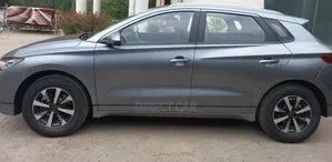 BYD E2 43 kWh 94 hp FWD 2024 Silver