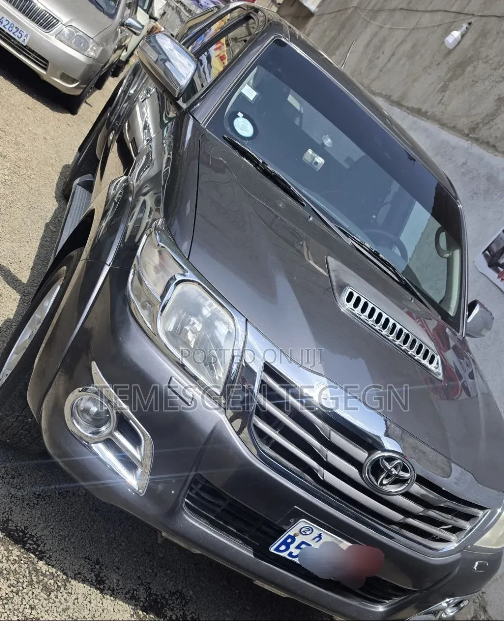 Toyota Hilux 2015 Gray