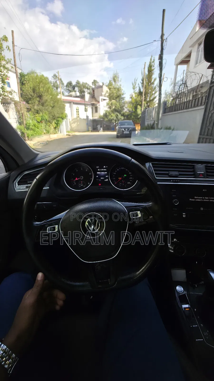 Volkswagen Tiguan 2.0T S FWD 2018 Off white