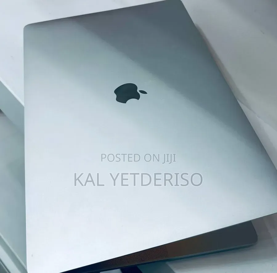 New Laptop Apple MacBook Pro 2019 16GB Intel Core i9 SSD 1T