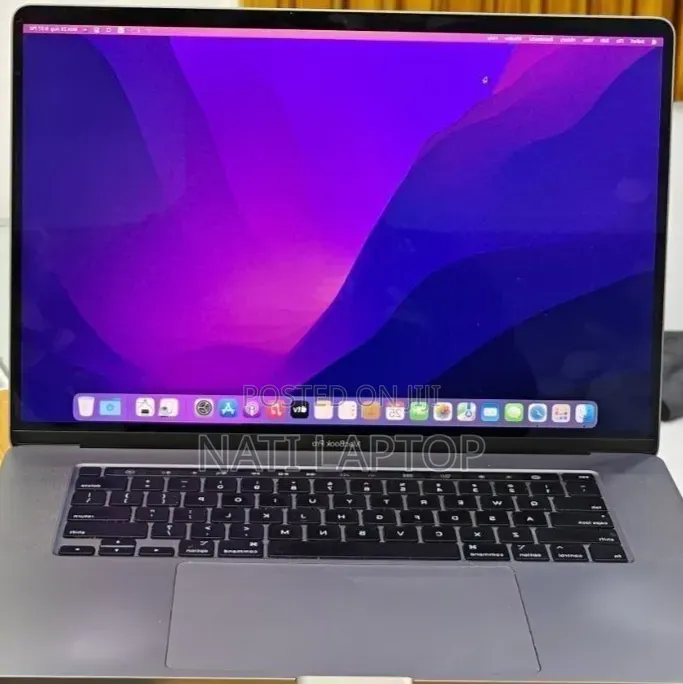 New Laptop Apple MacBook Pro 2018 32GB Intel Core i9 SSD 2T