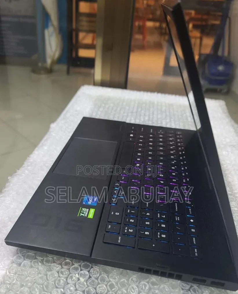 New Laptop HP Omen 16 16GB Intel Core i7 SSD 512GB