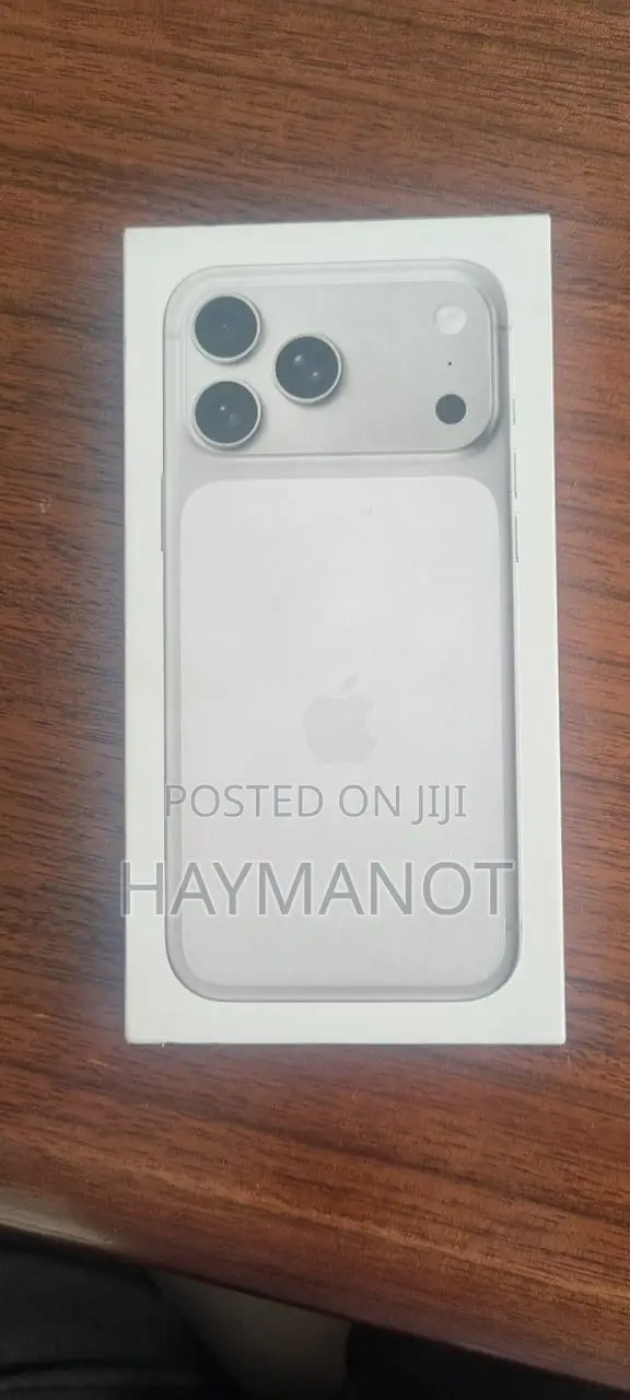 New Apple iPhone 17 Pro Max 256 GB Silver
