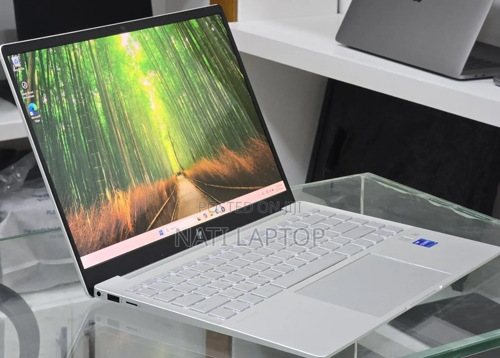 New Laptop HP Pavilion 14 16GB Intel Core i7 SSD 1T
