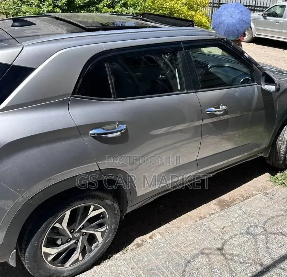 Hyundai Creta 2023 Silver
