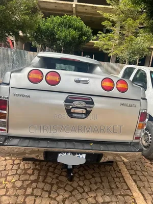 Toyota Hilux 2008 Gold