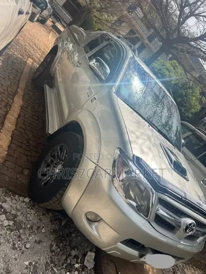 Toyota Hilux 2008 Gold