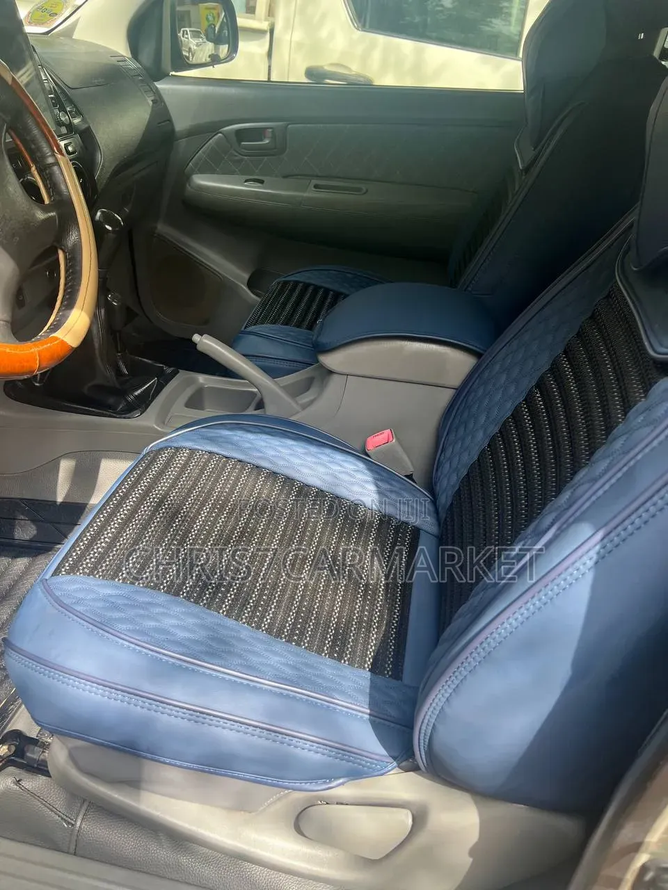 Toyota Hilux 2008 Gold
