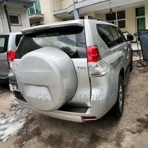 Toyota Land Cruiser Prado 2014 Silver