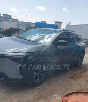 Toyota bZ4X 71.4 kWh AWD 2023 Gray
