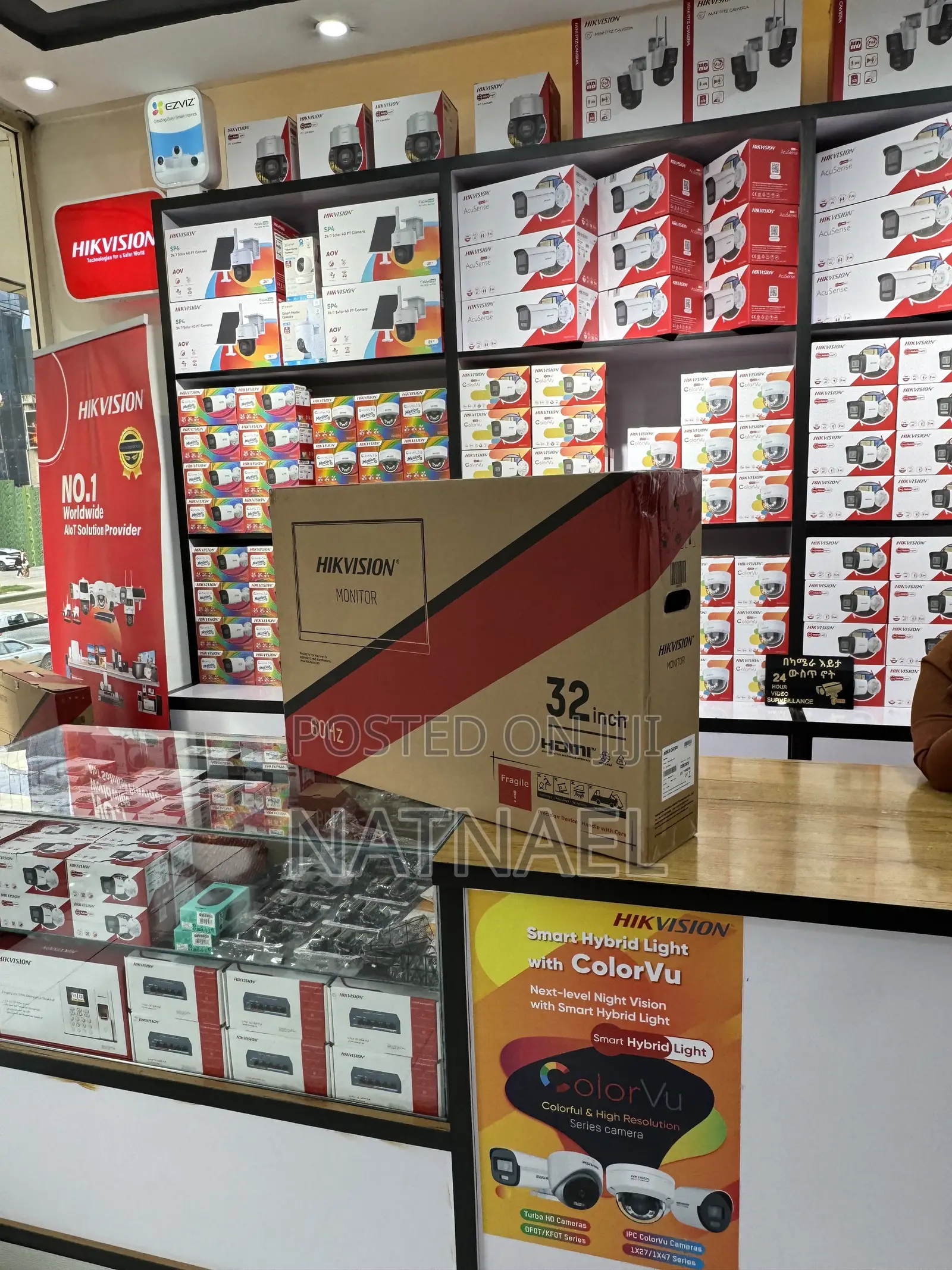 Hik Vision 32 Inches Monitor