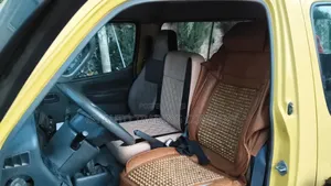 Toyota HiAce 2002 Yellow