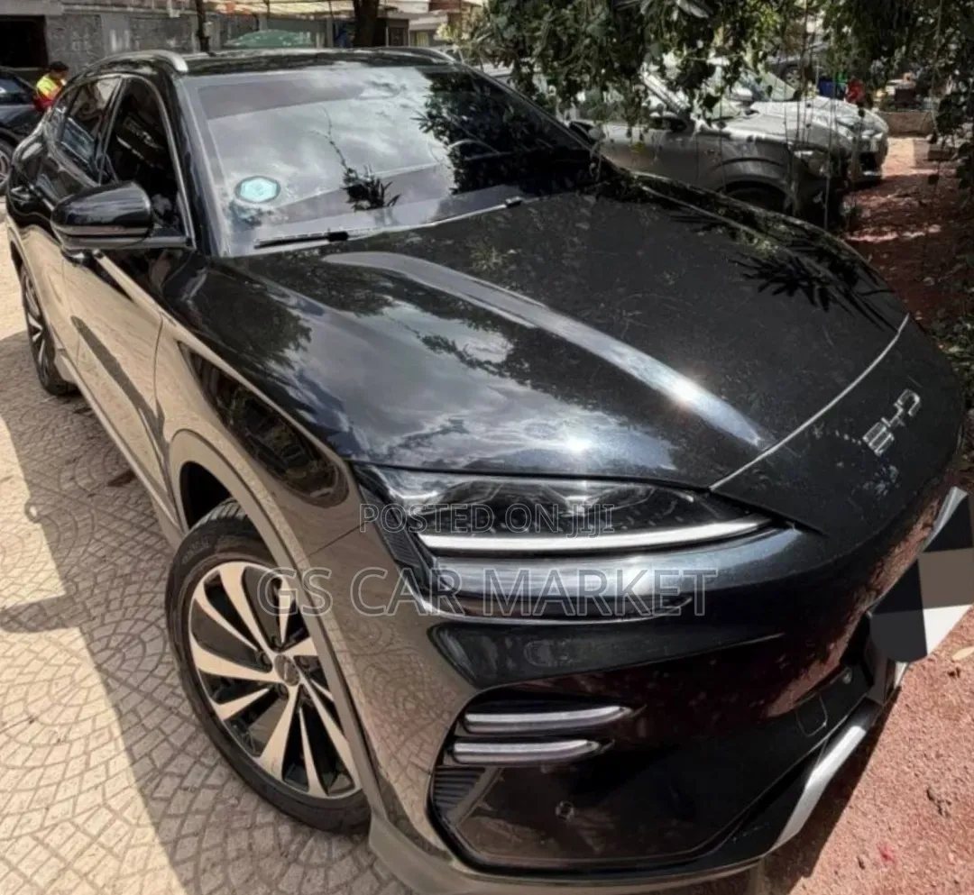 BYD Song Plus EV FWD 2024 Black