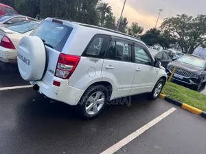 Suzuki Grand Vitara 2008 White