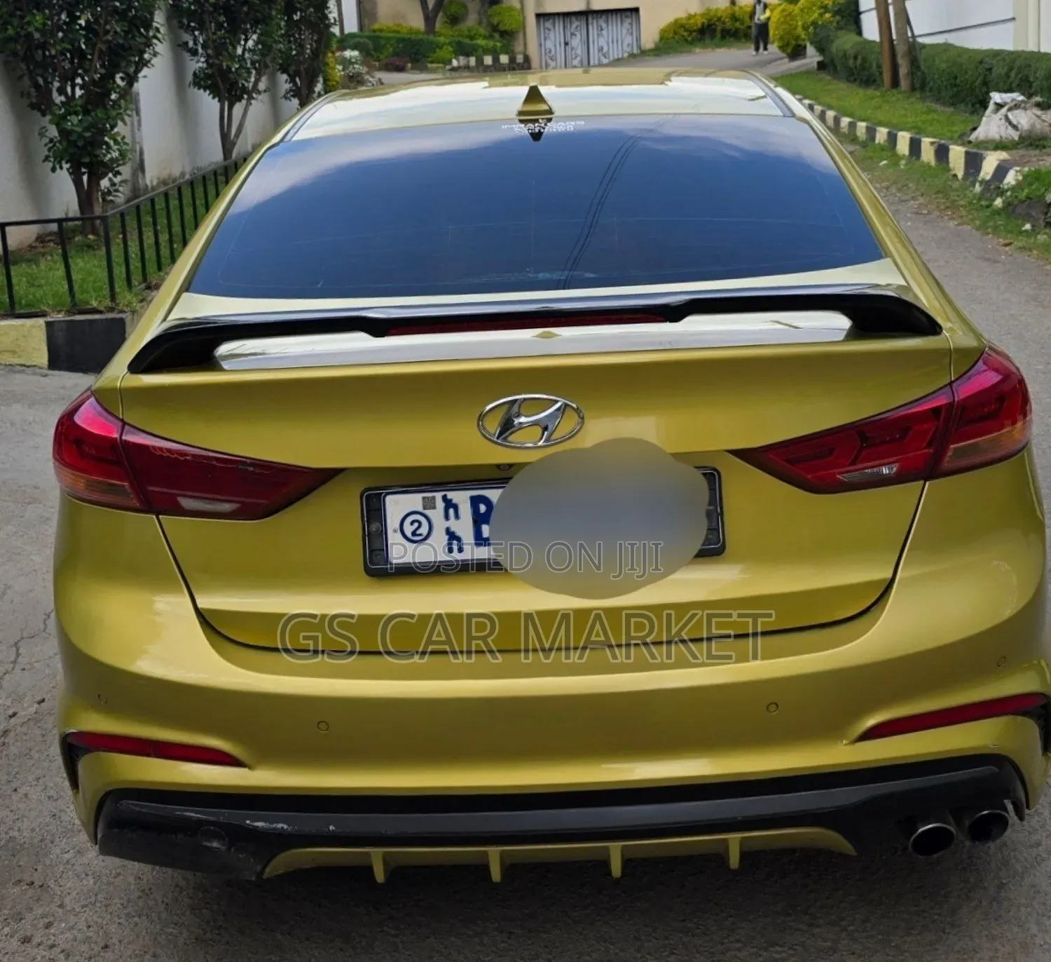 Hyundai Avante 2017 Gold