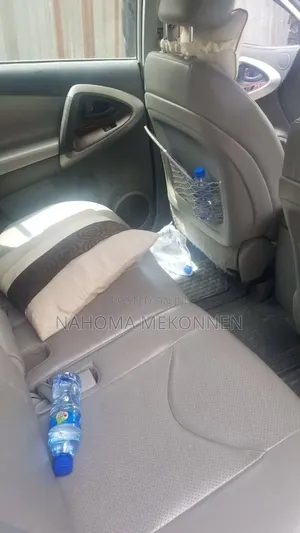 Toyota RAV4 2012 Silver