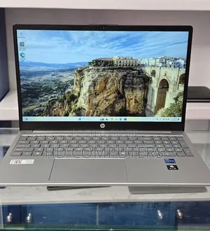 New Laptop HP Stream Notebook 16GB Intel Core i7 SSD 1T
