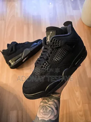 Jordan 4 Black Cat