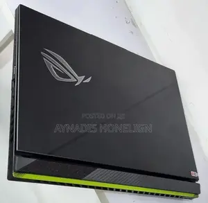 New Laptop Asus ROG Strix G17 16GB Intel Core i9 SSD 1T