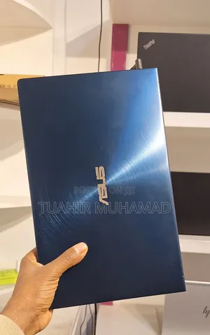 New Laptop Asus ZenBook UX430UA 8GB Intel Core i7 SSD 512GB