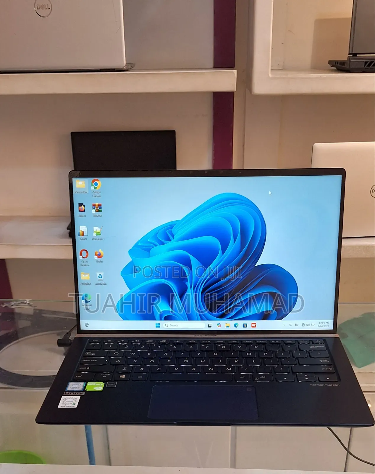 New Laptop Asus ZenBook UX430UA 8GB Intel Core i7 SSD 512GB