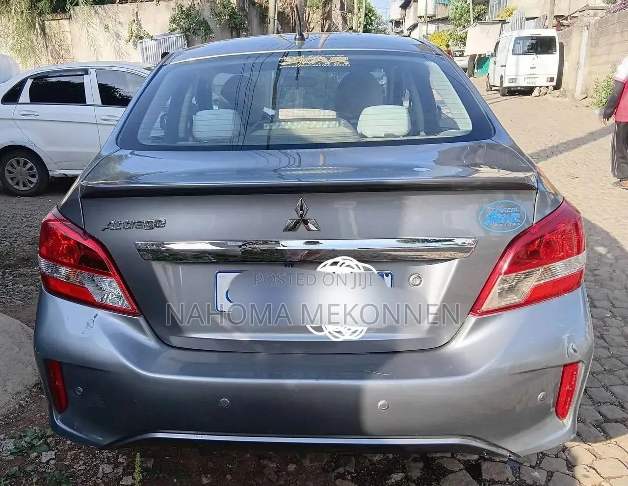 Mitsubishi Attrage 2021 Gray