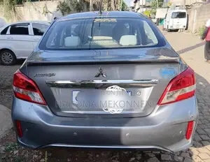 Mitsubishi Attrage 2021 Gray